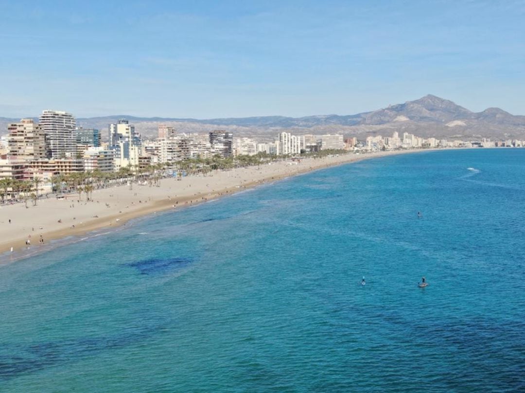 Vista aérea de la playa de San Juan