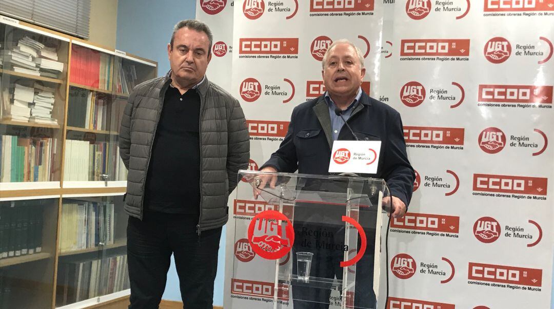 Santiago Navarro (CCOO) y Antonio Jiménez (UGT)