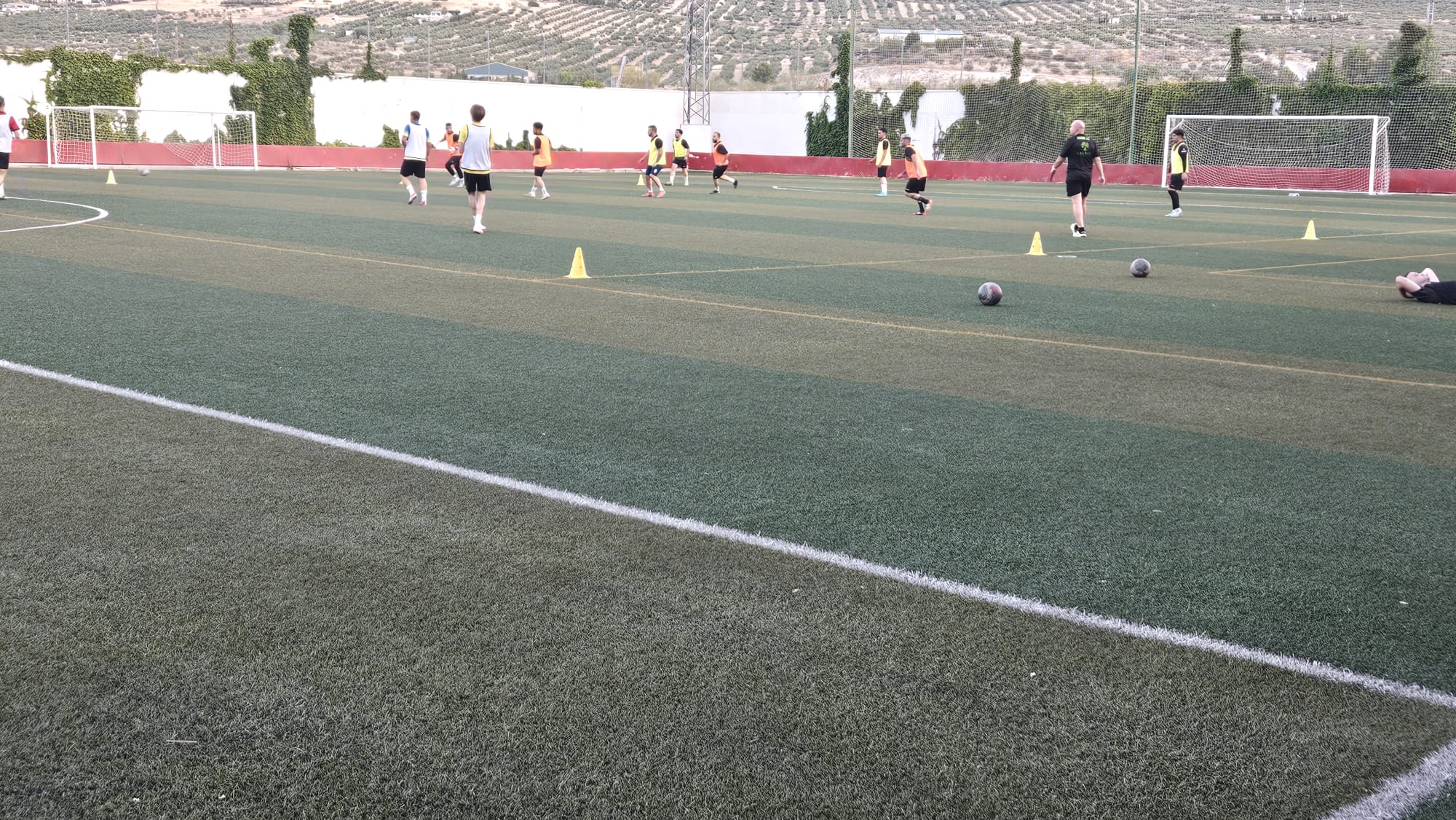 Uno de los entrenamientos del Jódar C.F., durante esta pretemporada, bajo las órdenes de José Ramón Jódar