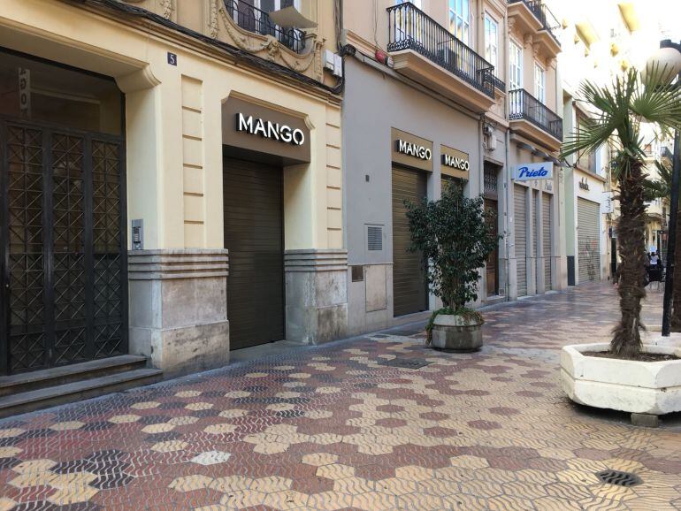 Comercios cerrados en el centro de Valencia