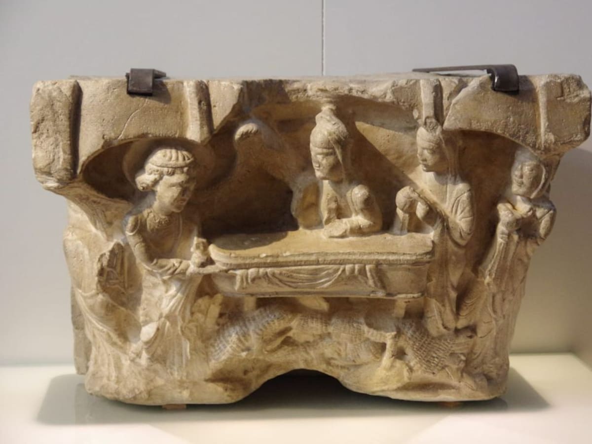 El PSOE denuncia la negativa de la Junta a instalar réplicas de los capiteles de Sta. Mª la Real