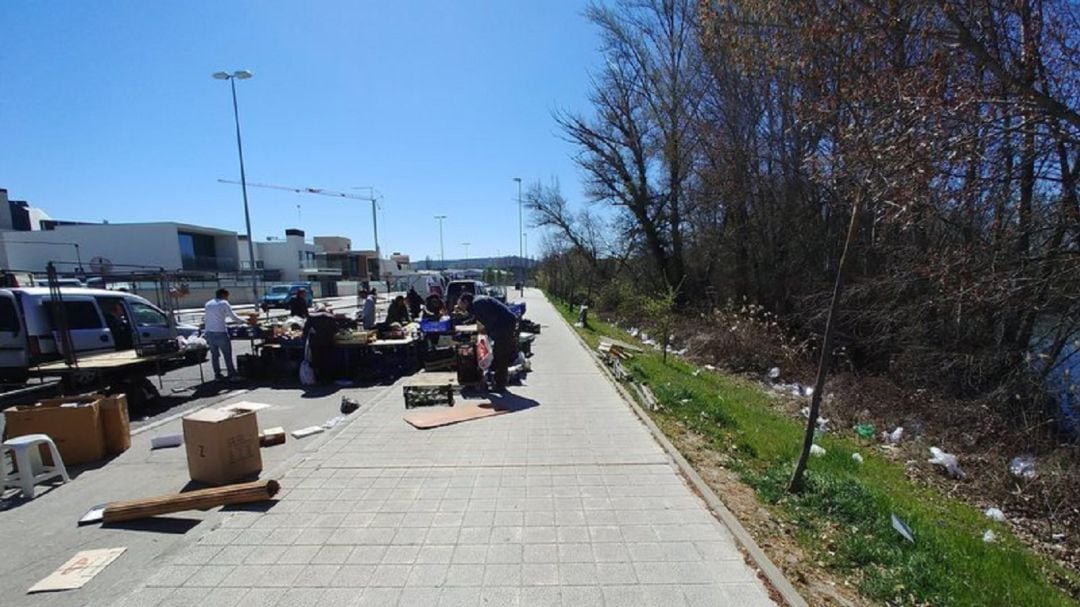 Estado en el que queda la zona del Paseo de la Julia de Palencia junto al Río Carrión