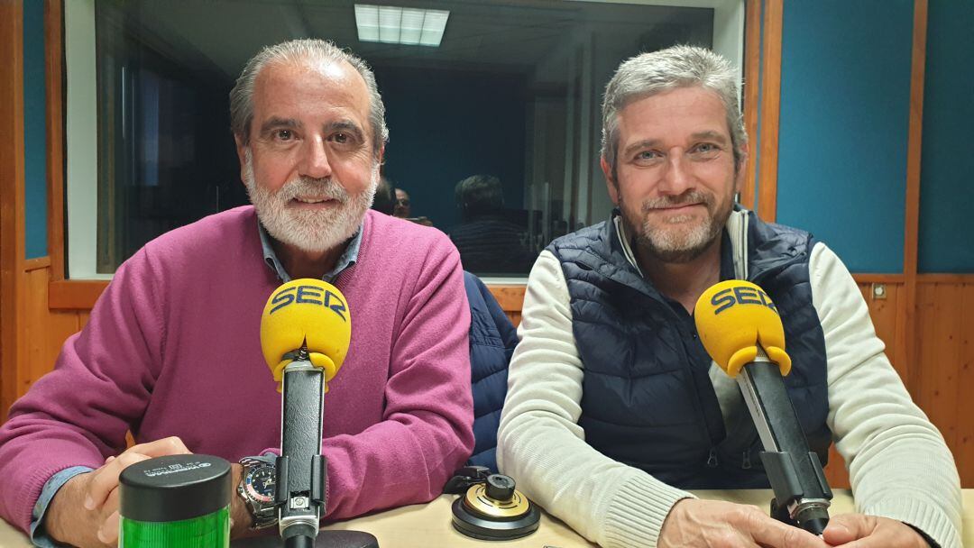 Juan Calzada y Javier Ceruti en el estudio de La Ventana de Cantabria 