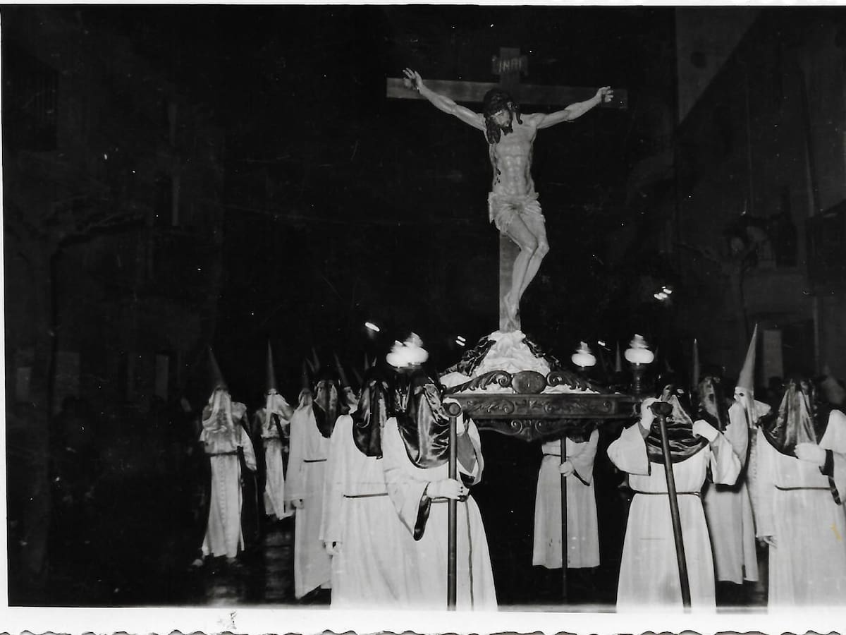 Del origen en Valencia a 75 años de pasión y fervor en Aranda de Duero: la Hermandad del Santísimo Cristo y su especial aniversario