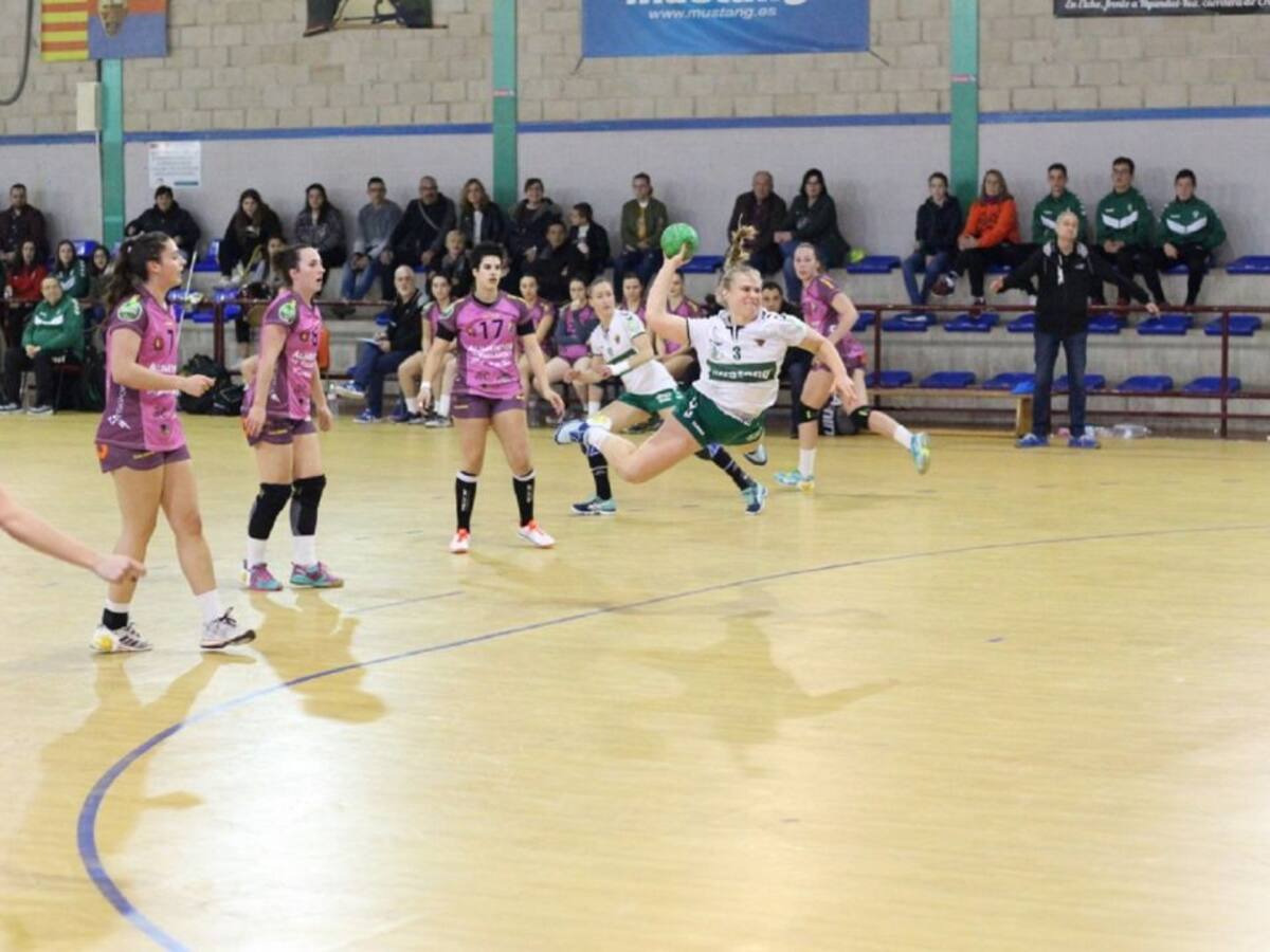 El Elche Mustang no falla en Carrús y vence 28-27 al Valladolid