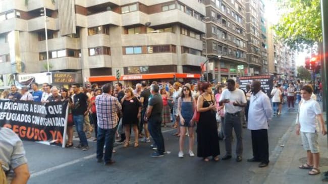 La manifestación llegando a la Plaza Fuensanta