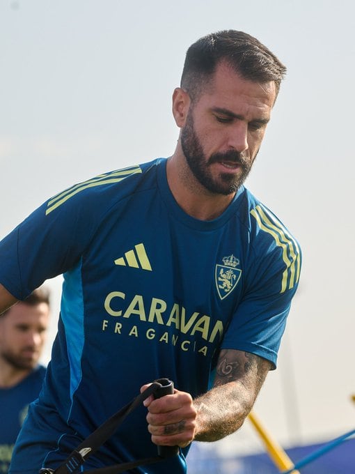 Pablo Insua en su primer entrenamiento con el Real Zaragoza