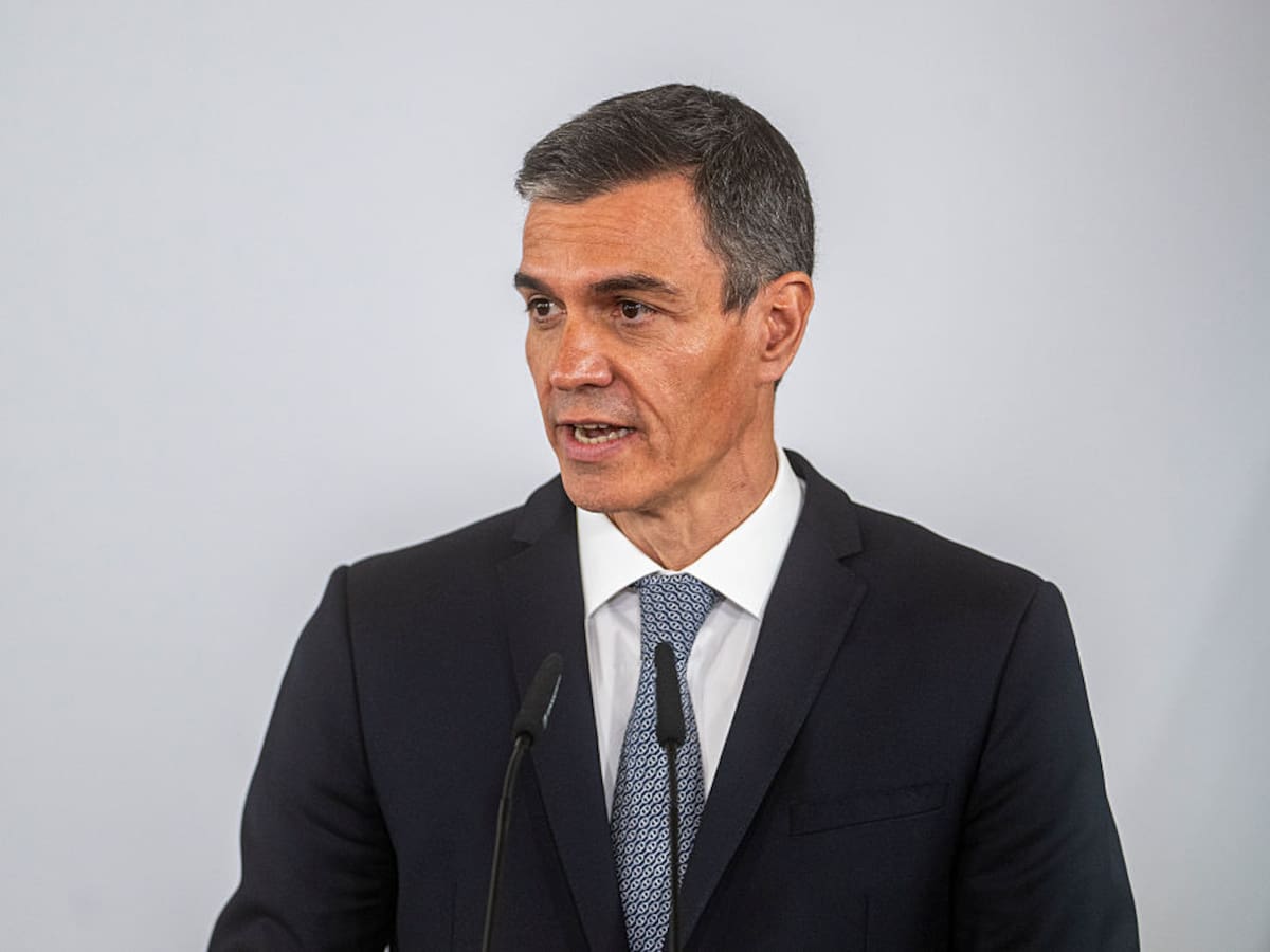 Una incidencia en su avión obliga a Sánchez a aterrizar en Turquía cuando iba a Armenia