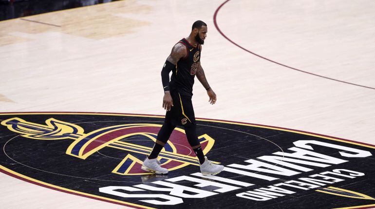 Lebron James durante el partido ante los Warriors 