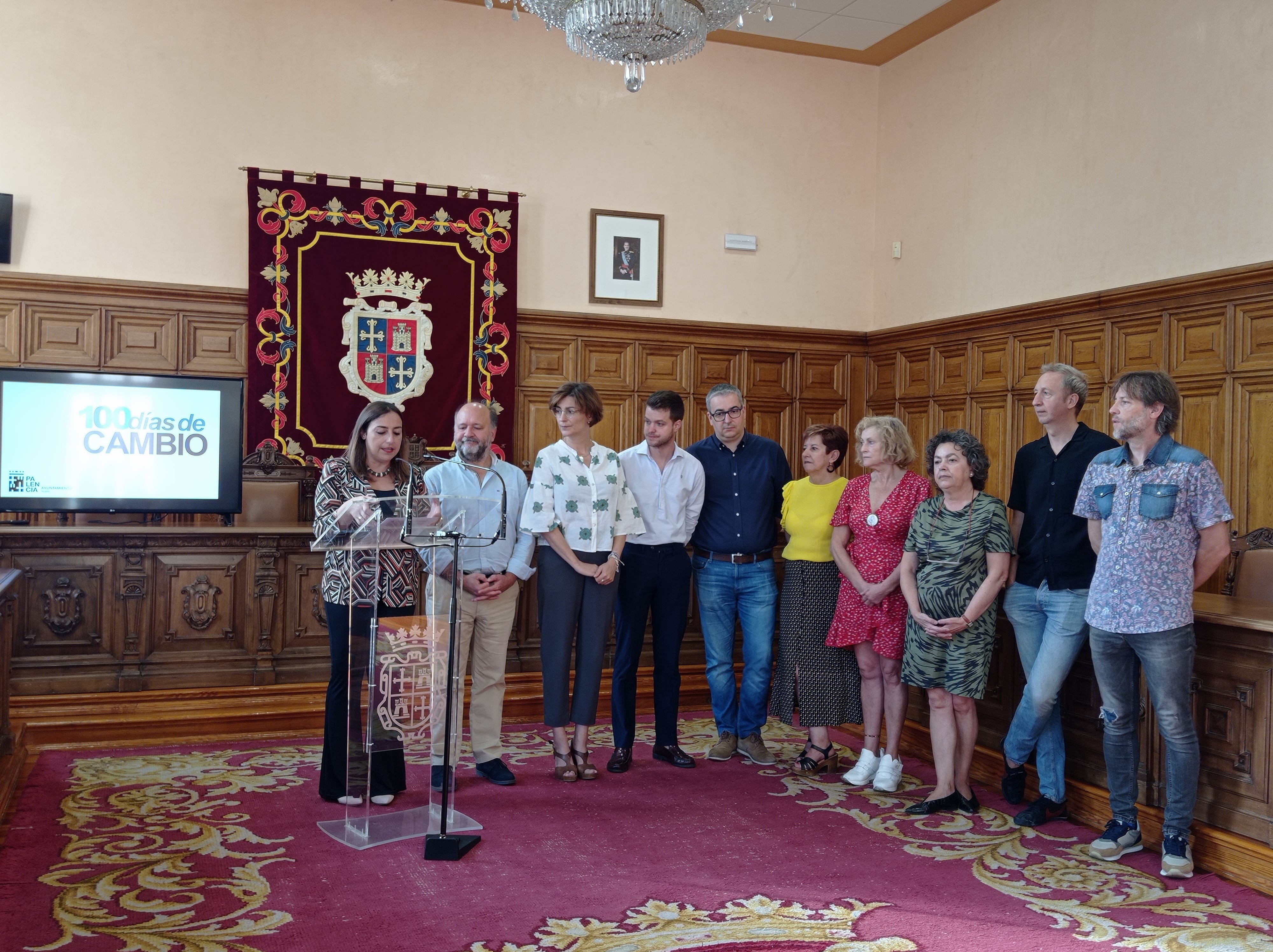 Miriam Andrés y su equipo hacen balance de los 100 primeros días al frente del Ayuntamiento de Palencia