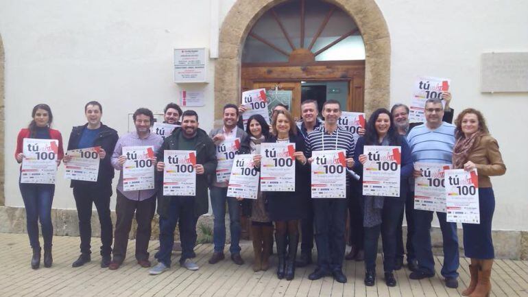 Presentación de la campaña solidaria de Navidad 'Tú vales por 100' de Cruz Roja Dénia. 