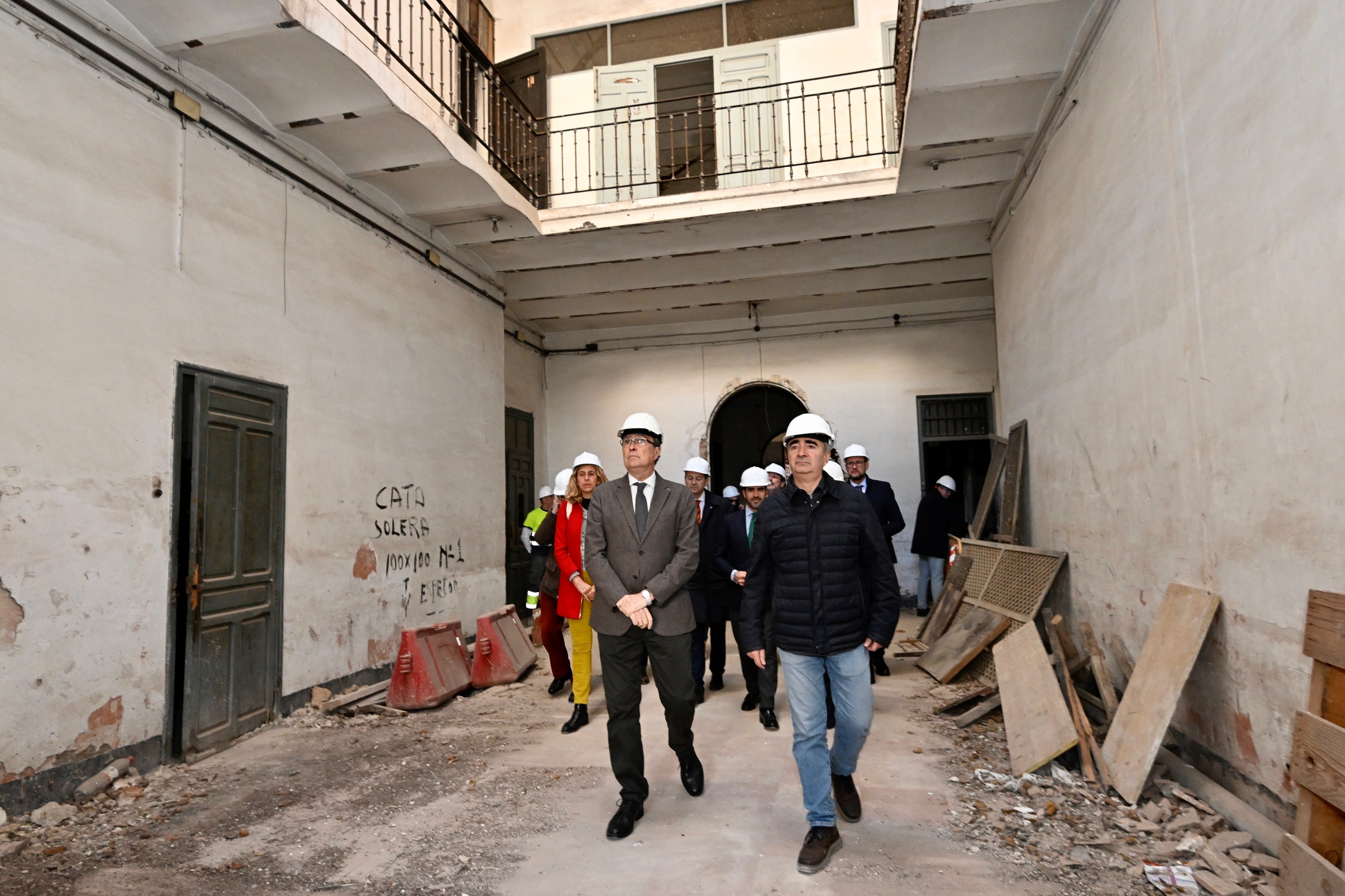 Ballesta durante una visita a la Cárcel Vieja de Murcia