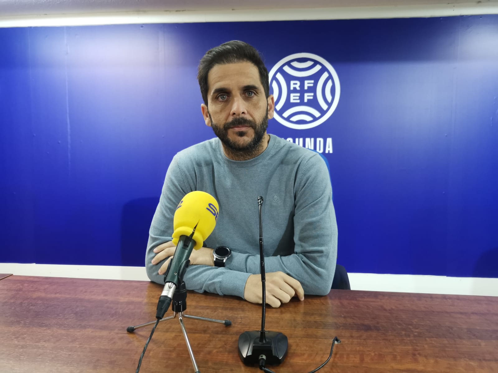 El técnico del Hércules, Sergio Mora, este viernes en sala de prensa