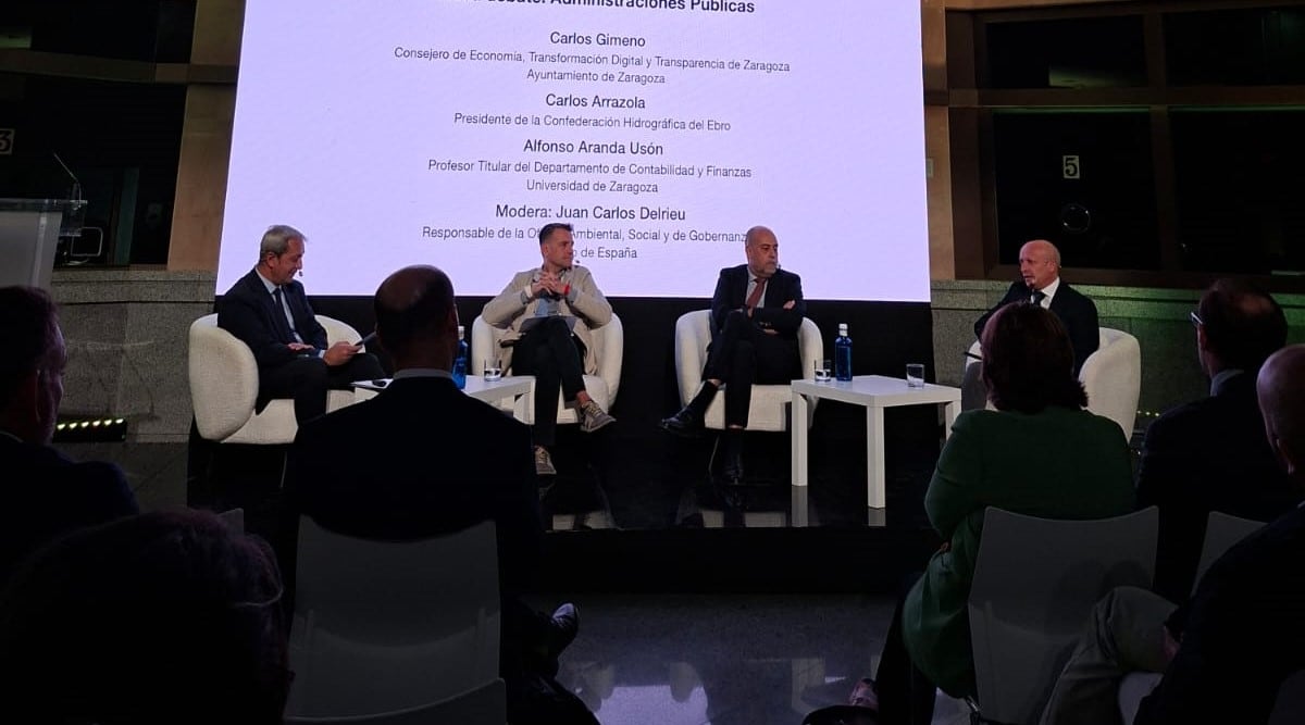 Jornada sobre energías renovables, centros de datos y competitividad celebrada en la sede de Zaragoza del Banco de España