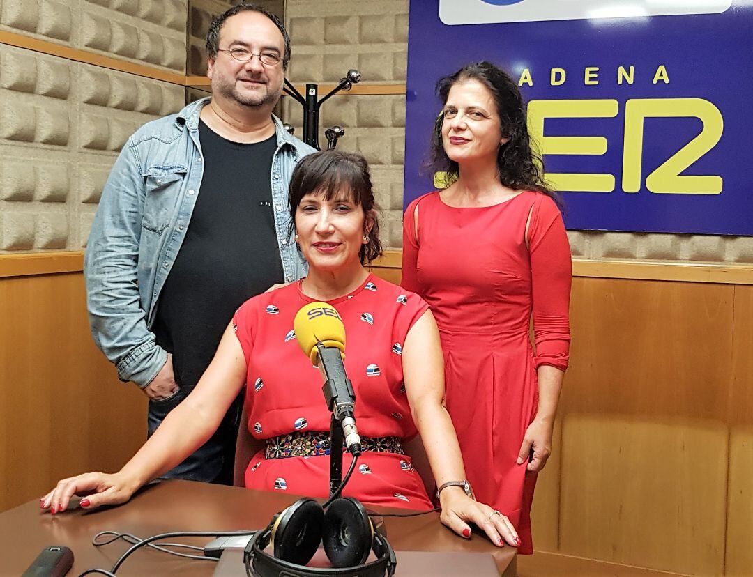 Antón Caamaño, Mari Luz Pontón y Eva Vallines