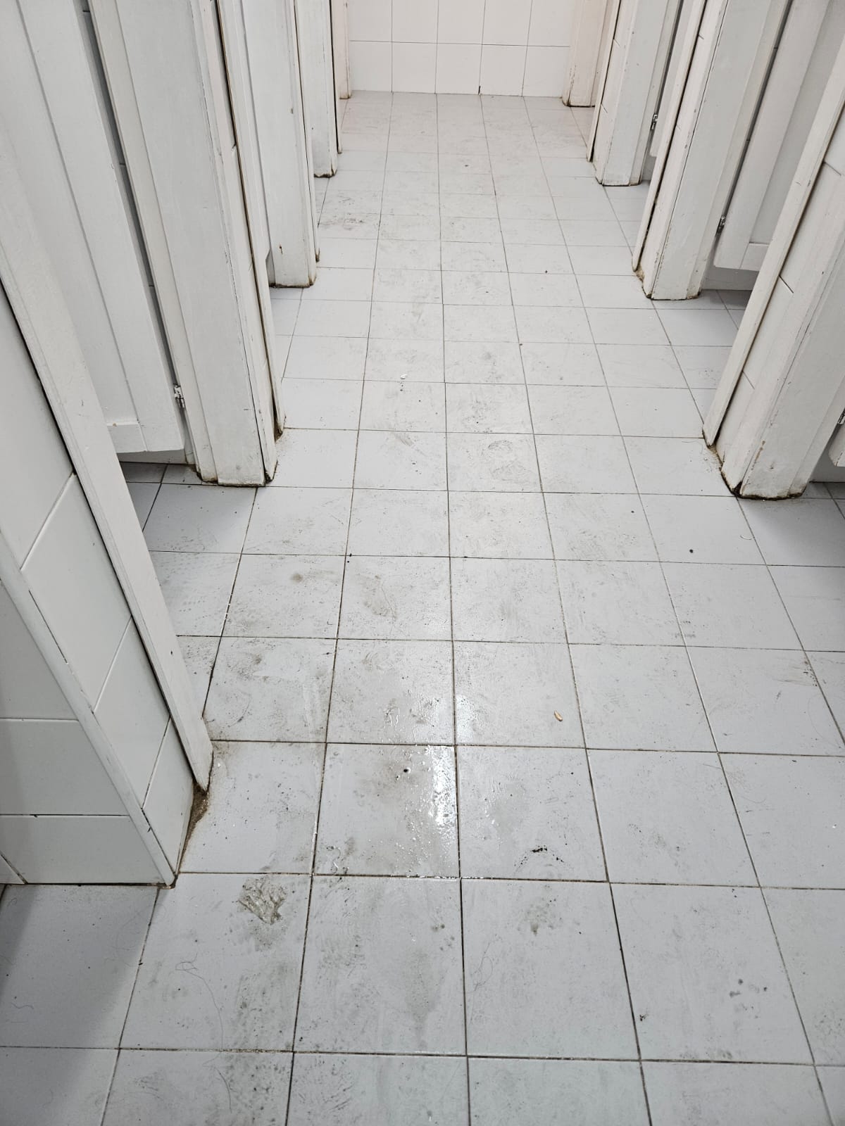 Situación de los baños del IES Rayuela de Móstoles