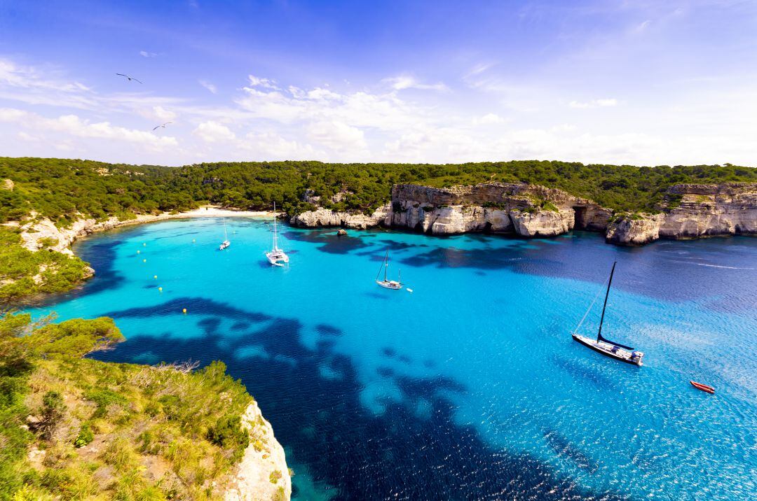 Una cala de Menorca no sería mal sitio, ¿verdad?