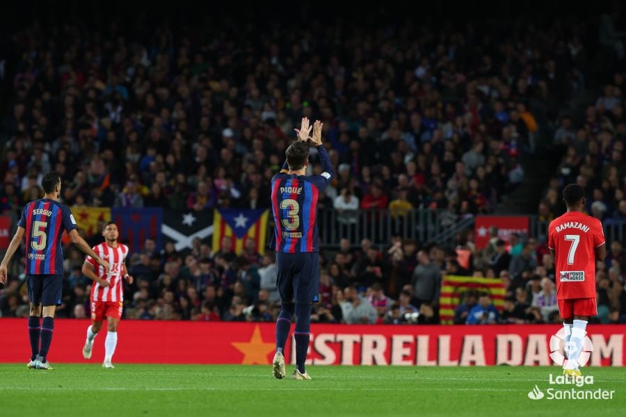 Piqué, despidiéndose del Camp Nou