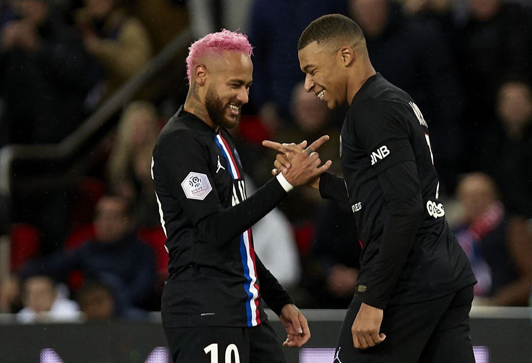 Neymar y Mbappé, en un partido del PSG.