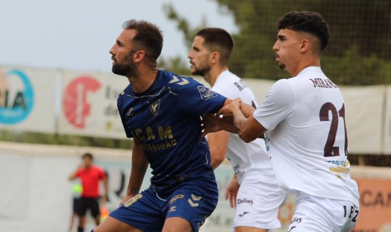 Pito Camacho en feudo de la Peña Deportiva