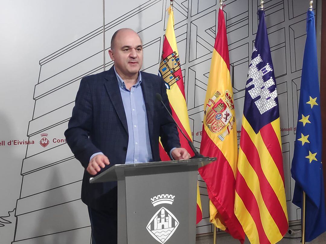 Vicent Marí durante la comparecencia