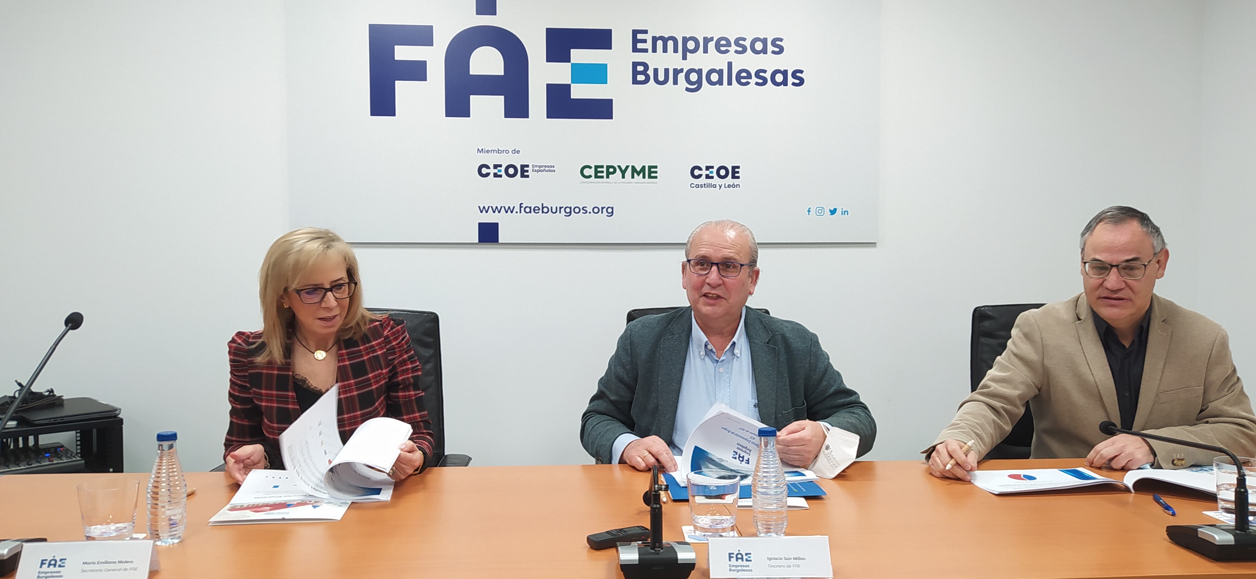 Emiliana Molero, Ignacio San Millán e Iñigo Llarena, presentan el Índice de Confianza Empresarial