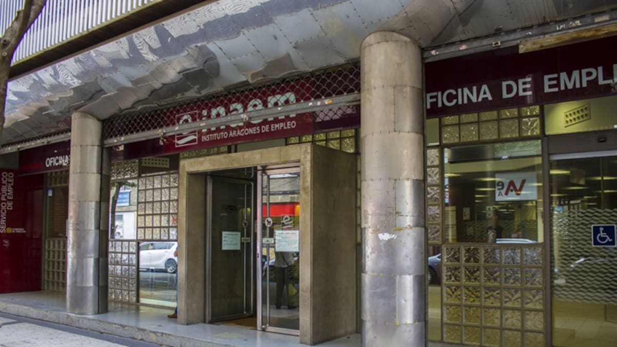 El paro en Aragón baja en diciembre en 457 personas