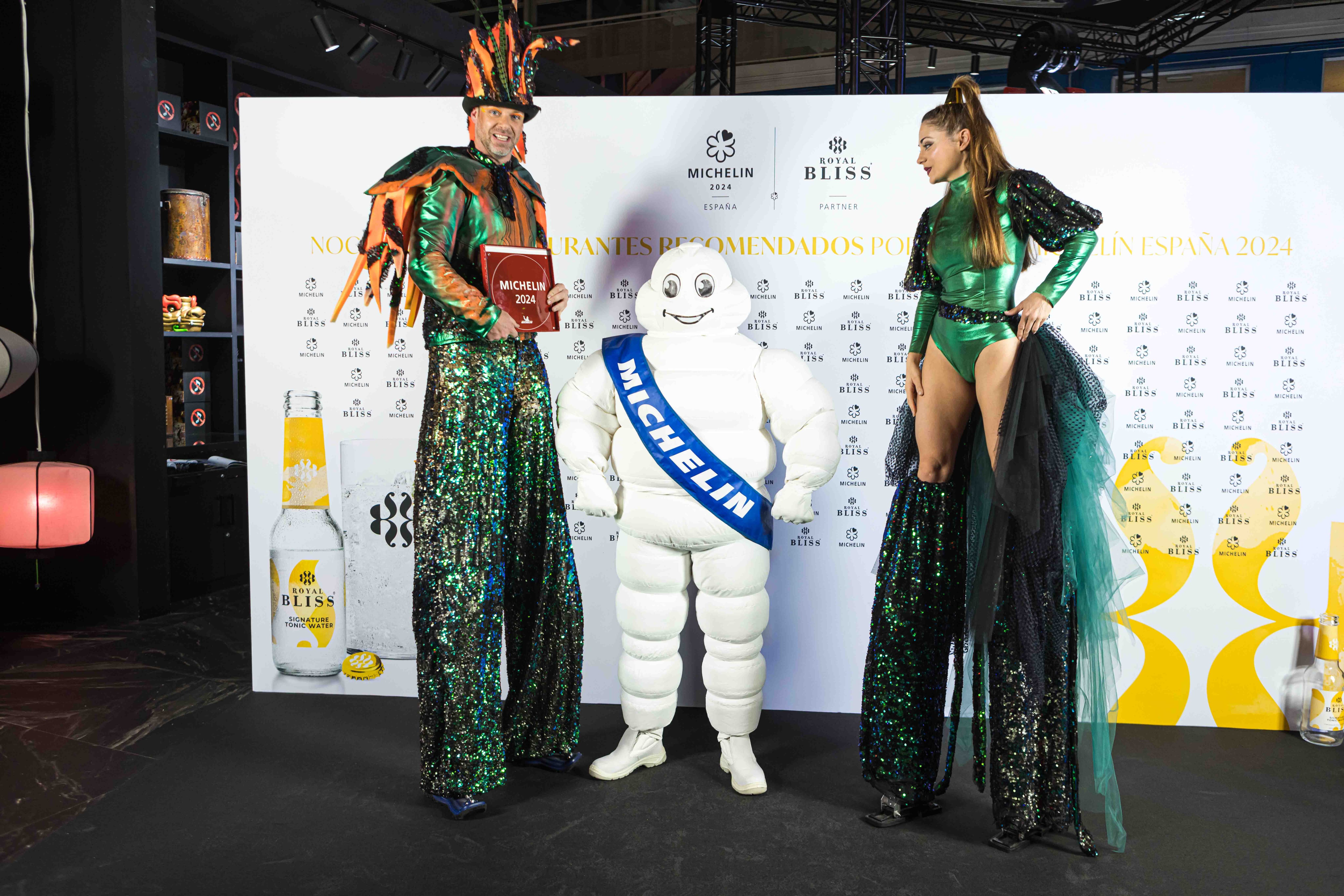 Royal Bliss entrega las placas de los ‘Restaurantes Recomendados’ en la Guía MICHELIN España 2024 a seis establecimientos murcianos