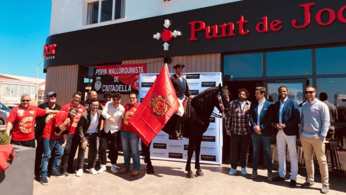 Entrevista a Berto Gomila presidente de la Peña Mallorquinista de Ciutadella