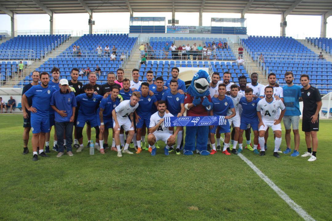 La plantilla del Arcos CF se solidariza con el Xerez CD