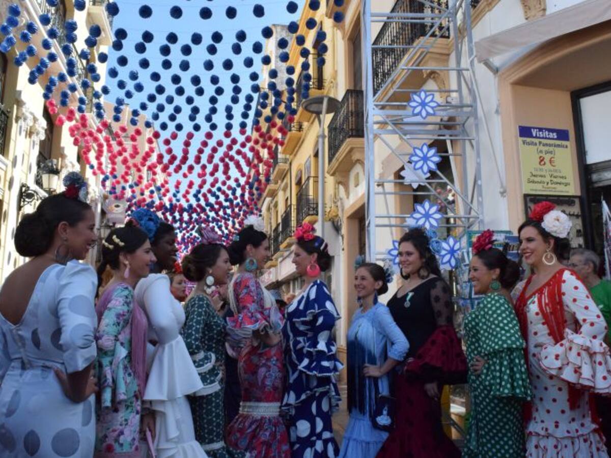 Comienza la feria del centro y la actividad de las casetas