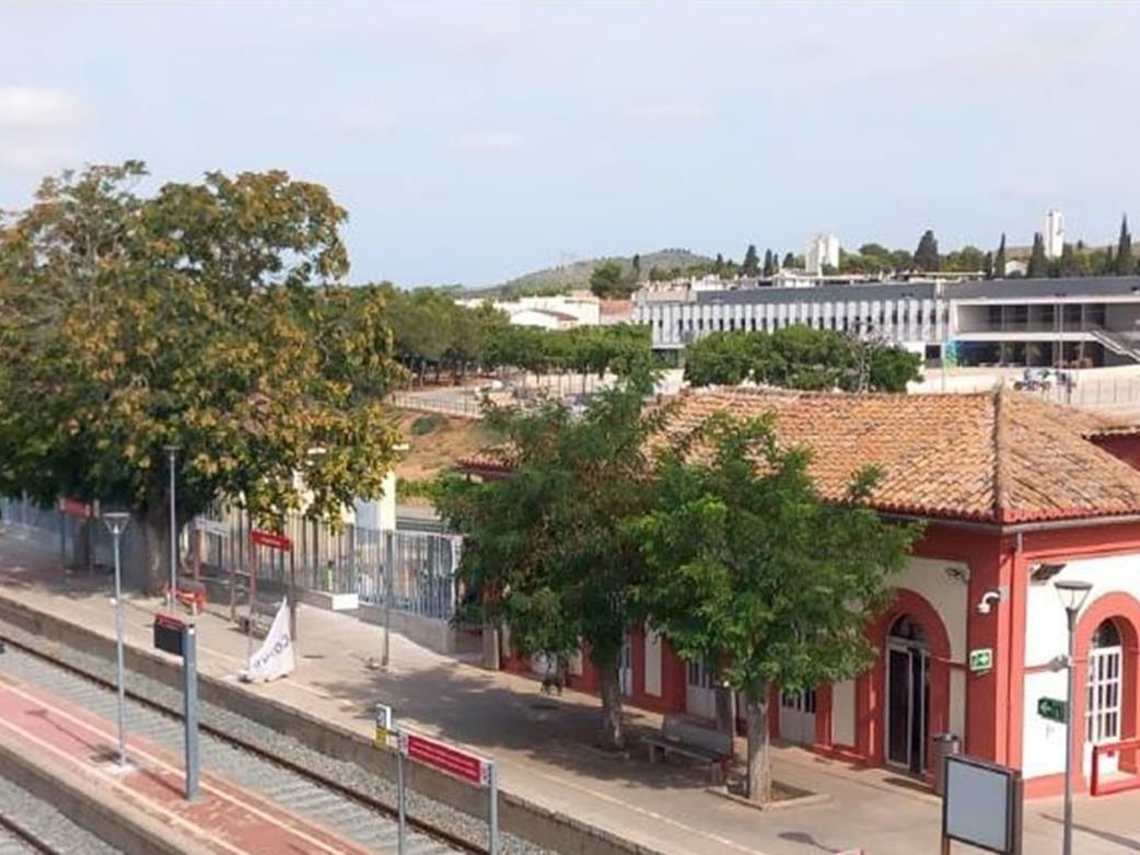 Estación de la línea C-3 de Cercanías en Valencia.