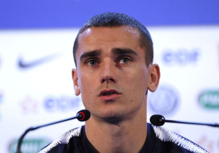 Griezmann, en la rueda de prensa con la selección francesa