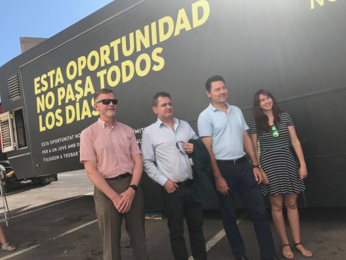 Elda instala un tráiler para facilitar la empleabilidad de los jóvenes con discapacidad