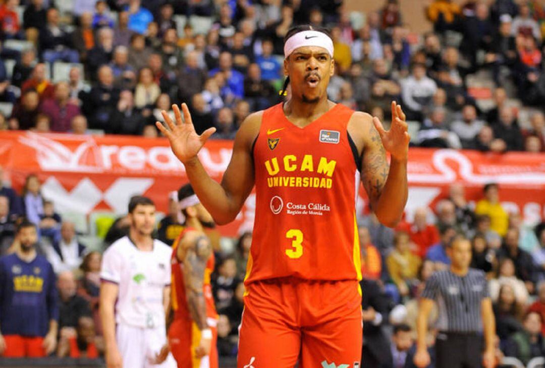 Jarrell Eddie durante un partido