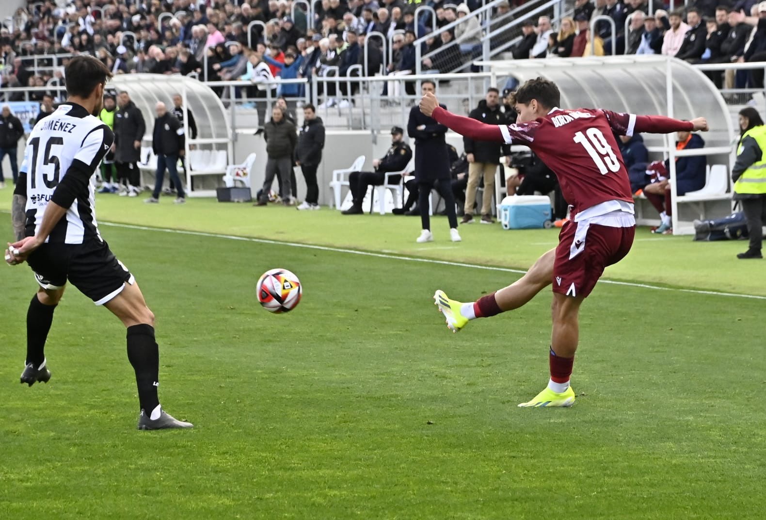 Un lance del partido