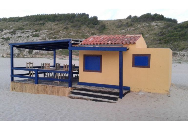 Chiringuito en Cala Torta