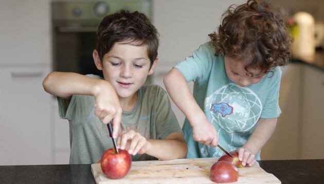 Comer fruta es solo una cuestión de hábito.