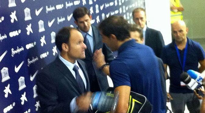 Gorka Iraizoz pregunta a Mateu Lahoz en La Rosaleda por qué anuló su gol