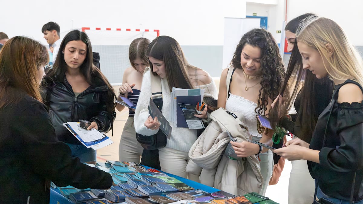 Hablamos con Marisa Peña, concejala de Educación de Tres Cantos, sobre la Feria de Eduación en la localidad