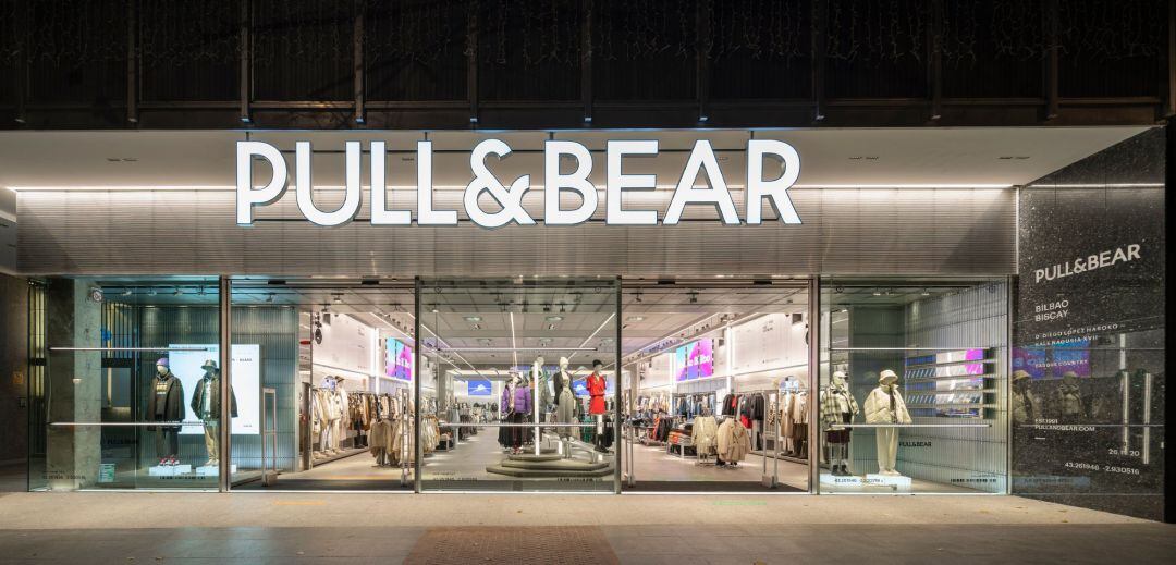 Pull& Bear