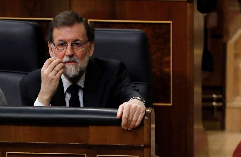 El presidente del Ejecutivo, Mariano Rajoy, durante la sesión de control al Gobierno en el Congreso de los Diputados. 