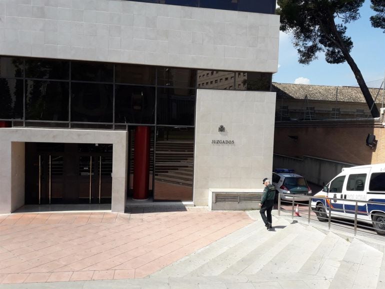 Juzgados de Granada en Plaza de la Caleta