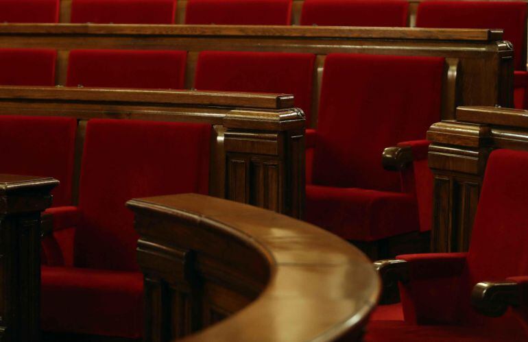 Vista del escaño ocupado en la pasad legislatura por el presidente de la Generalitat en el hemiciclo del Parlament.