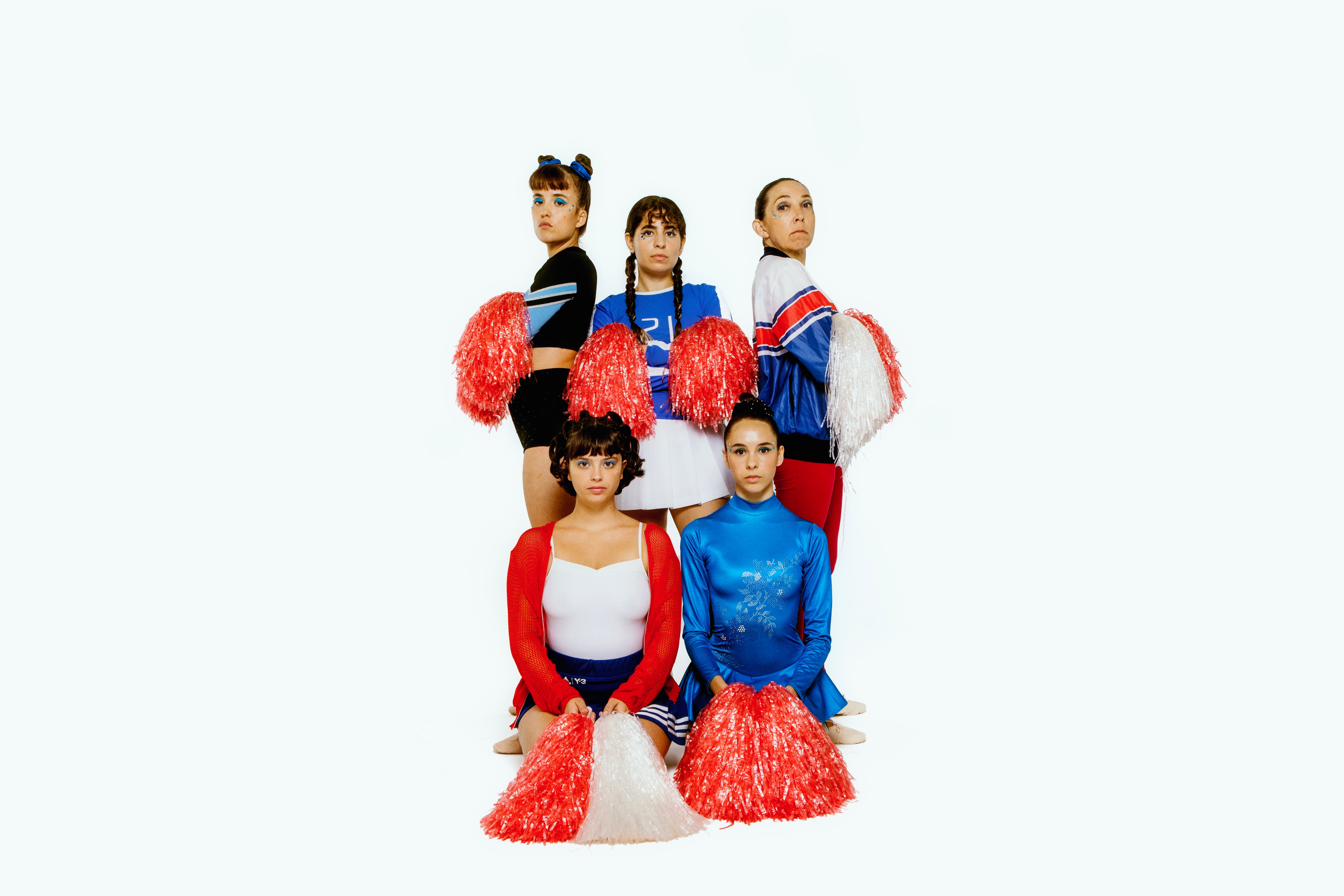 Belén Barenys, Roser Dresaire, Judit Martín, Irene Mora y Laura Roig en 'Del fandom al troleo'