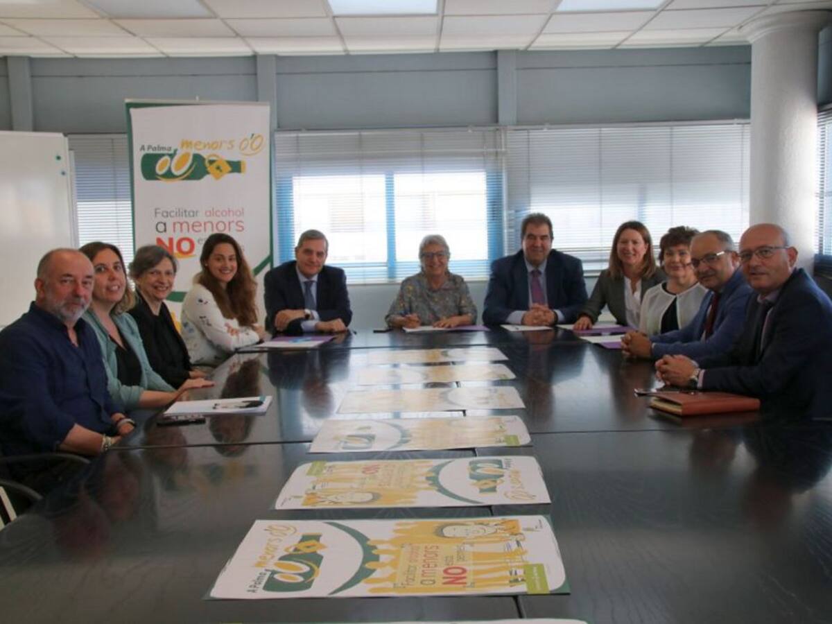 Palma quiere poner coto al alcohol entre los menores durante este verano