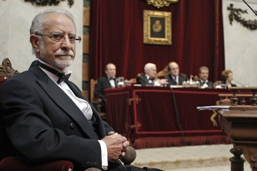 El académico José María Merino ha presidido el jurado