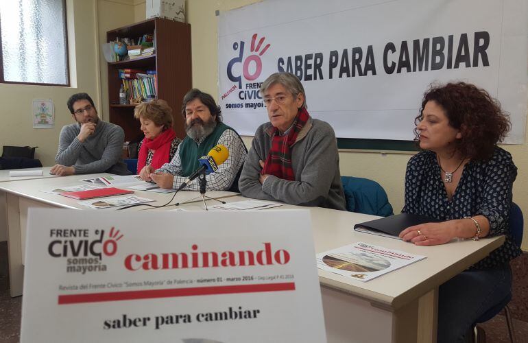 Presentación de la revista &quot;Caminando&quot;