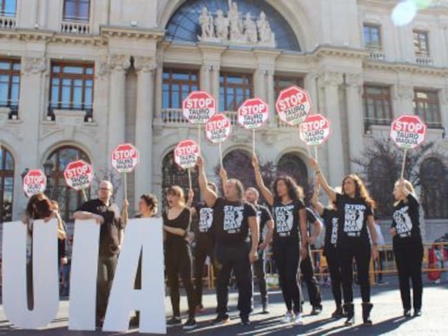 Protesta contra los toros