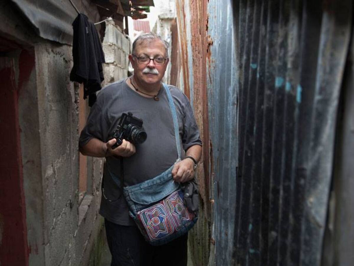 Juan M. Díaz Burgos, fotógrafo: “Capto la vida con sus alegrías y tristezas”